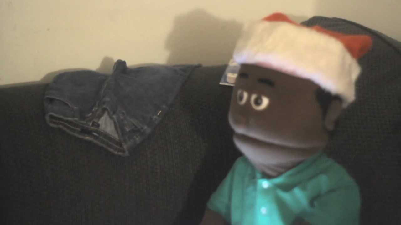 Peanut Live 215 Philly Peanut Puts Money On Santa Claus Head
