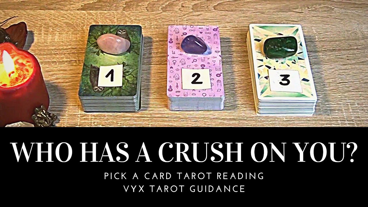 PICK A CARD 💗🤔 WHO HAS A CRUSH ON YOU? WHO IS THINKING ABOUT YOU? 🤔 💗 Tarot Love Reading 💝 Detailed