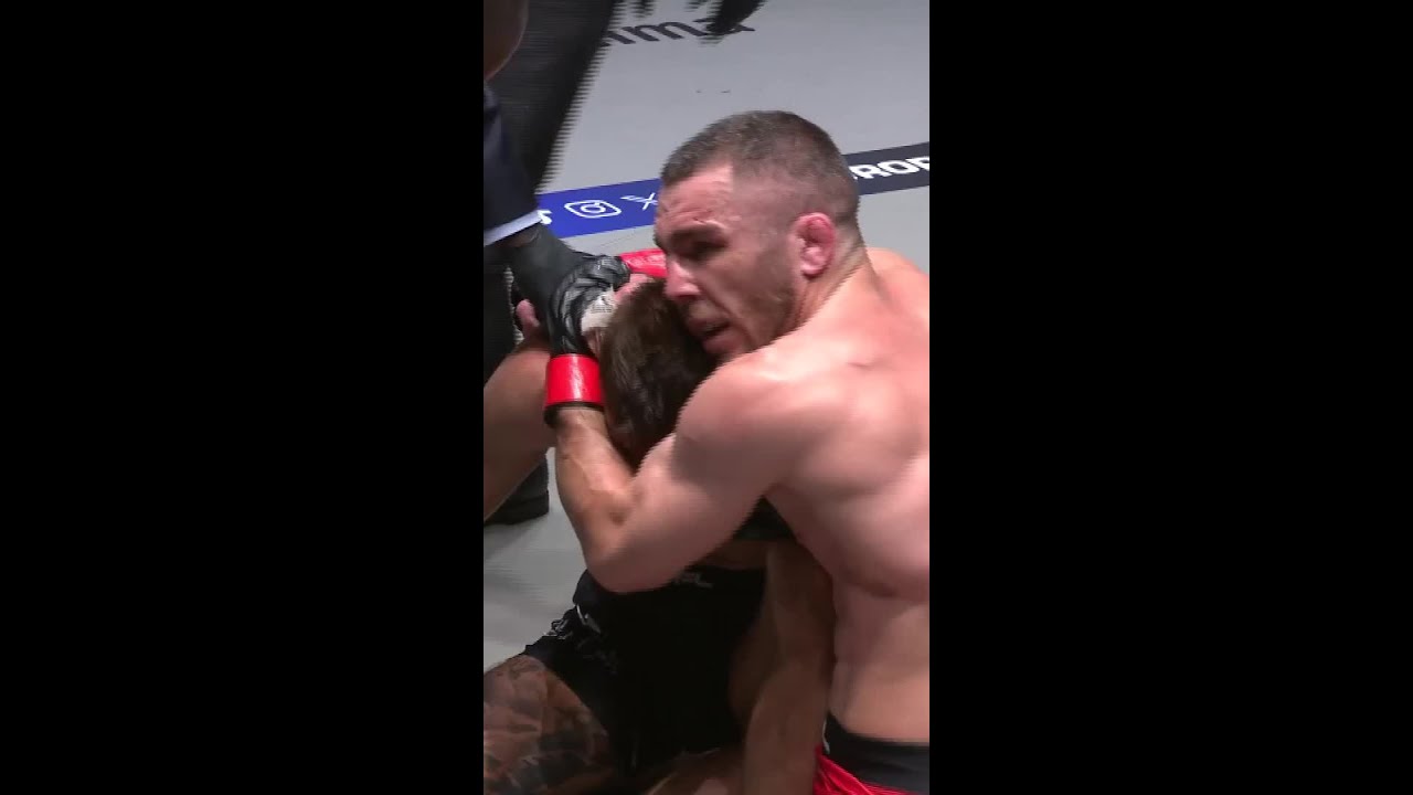 Dean Garnett storms on to the bantamweight final after submitting Jan Ciepłowski! #PFL #MMA #Shorts