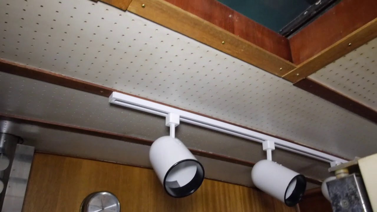Monk Bridgedeck Motoryacht  - Boatshed - Boat Ref#250662