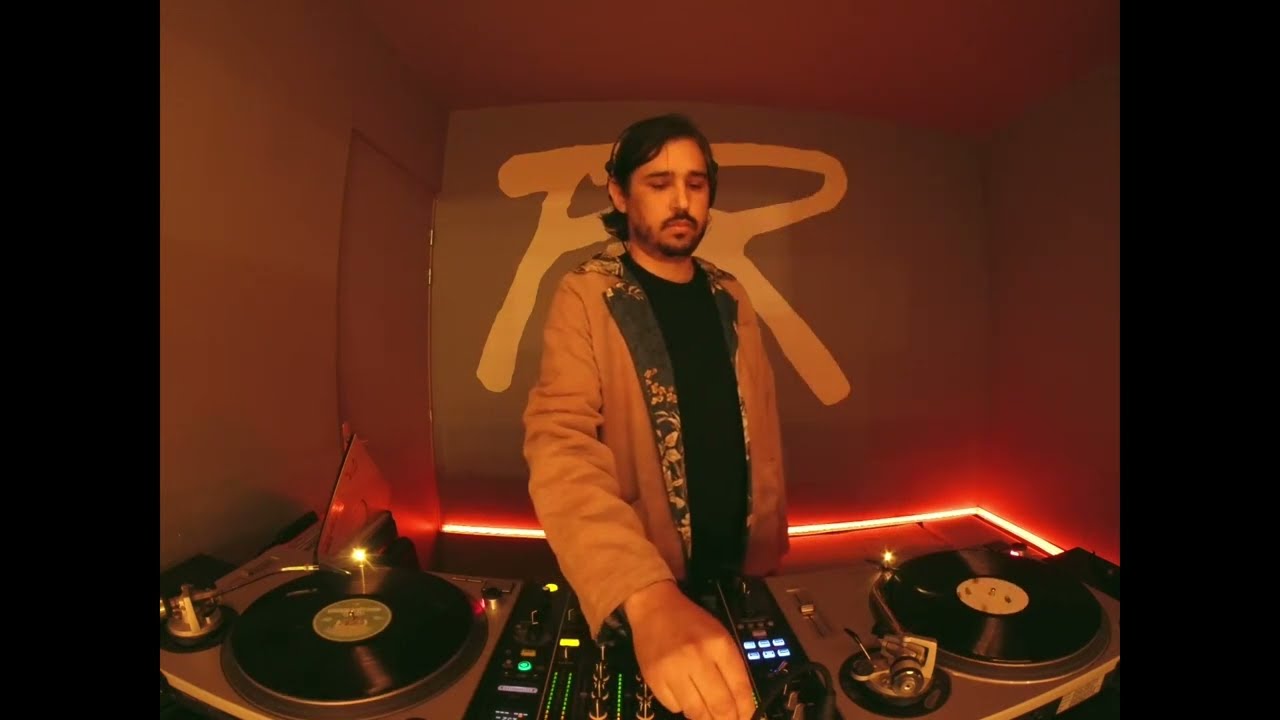 Moodfino Vinyl set @pinataradio Montpellier