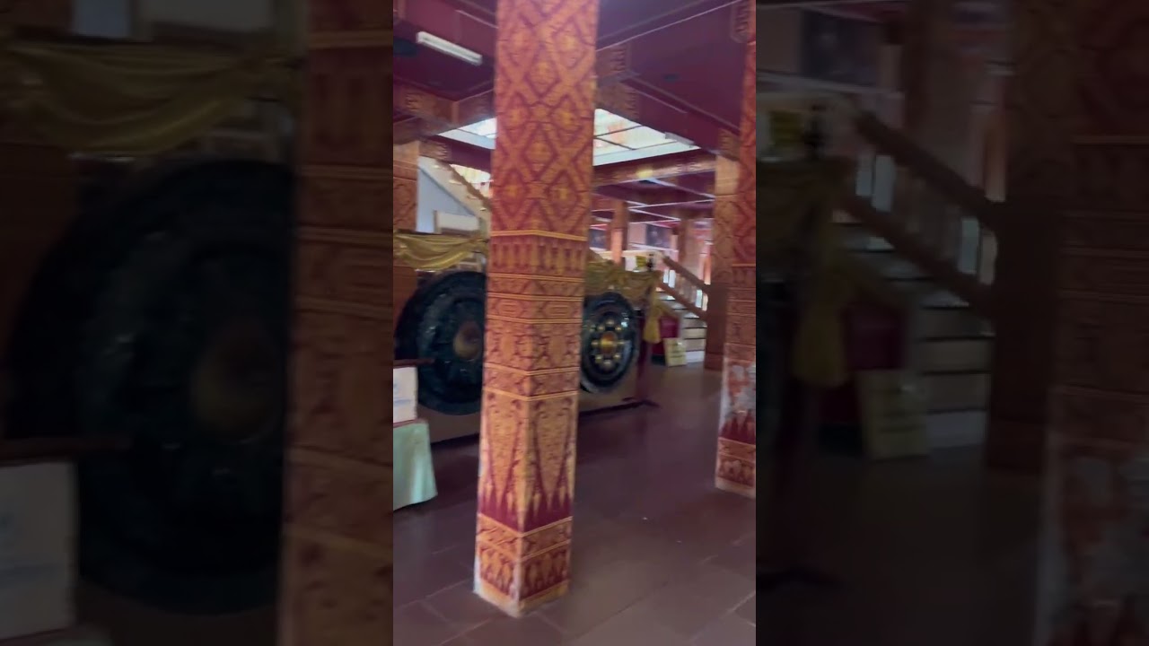 “วัดพระธาตุเรืองรอง”