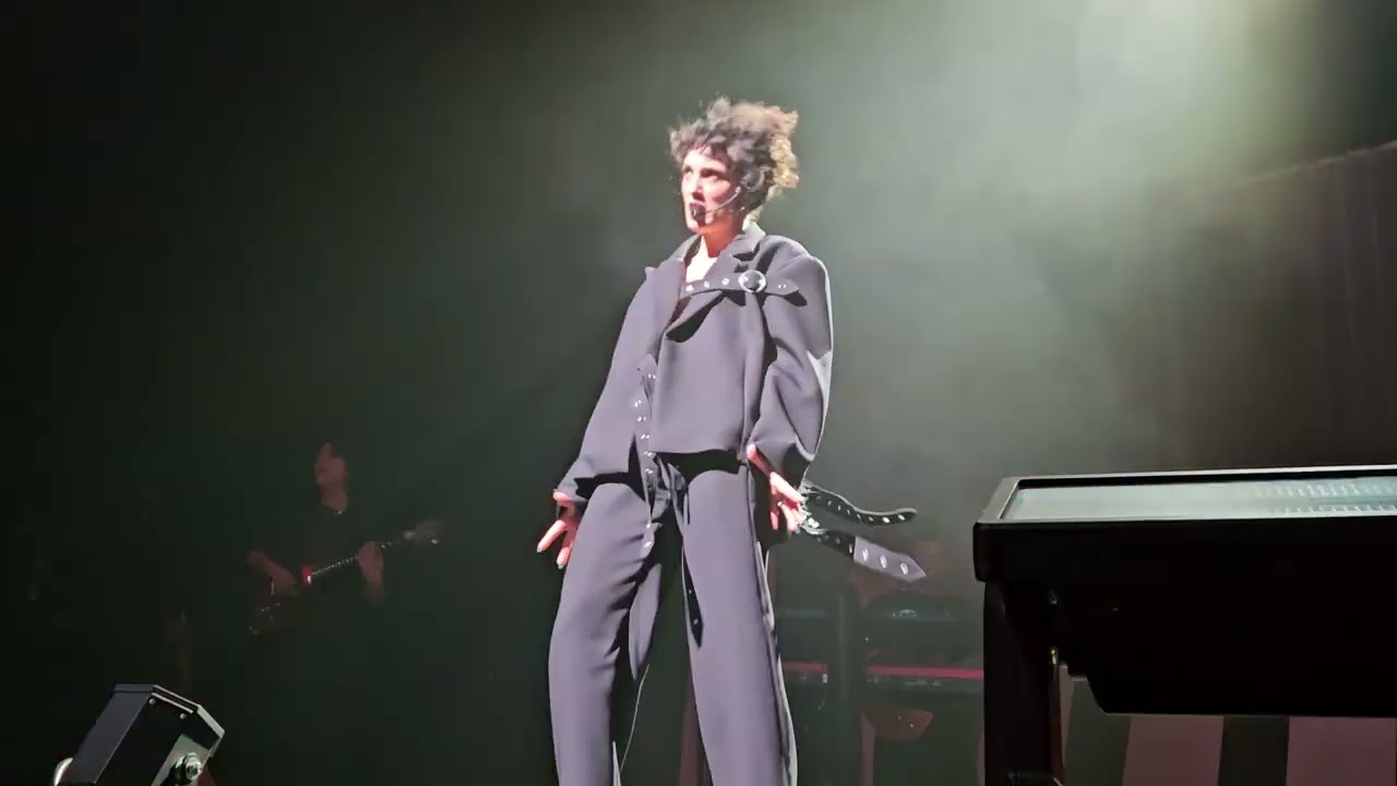 Barbara Pravi - Exister (Maastricht 09.02.25)