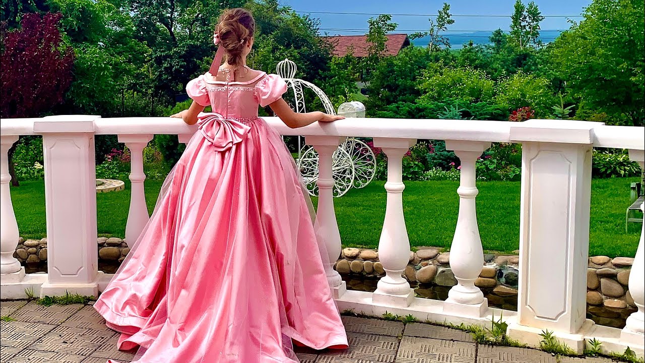 Flower dress! An evil witch has kidnapped the princess of flowers!