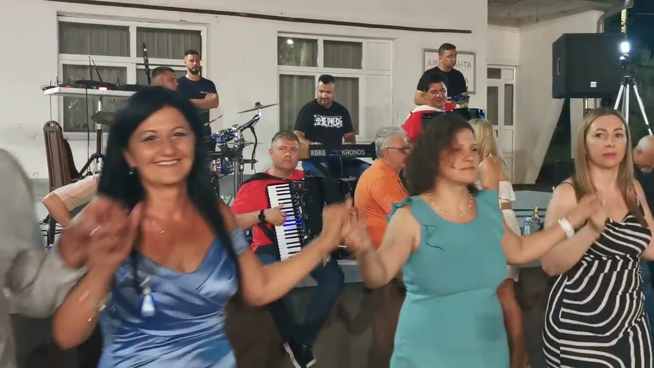 Igranka Ionele i Denisa Urovica