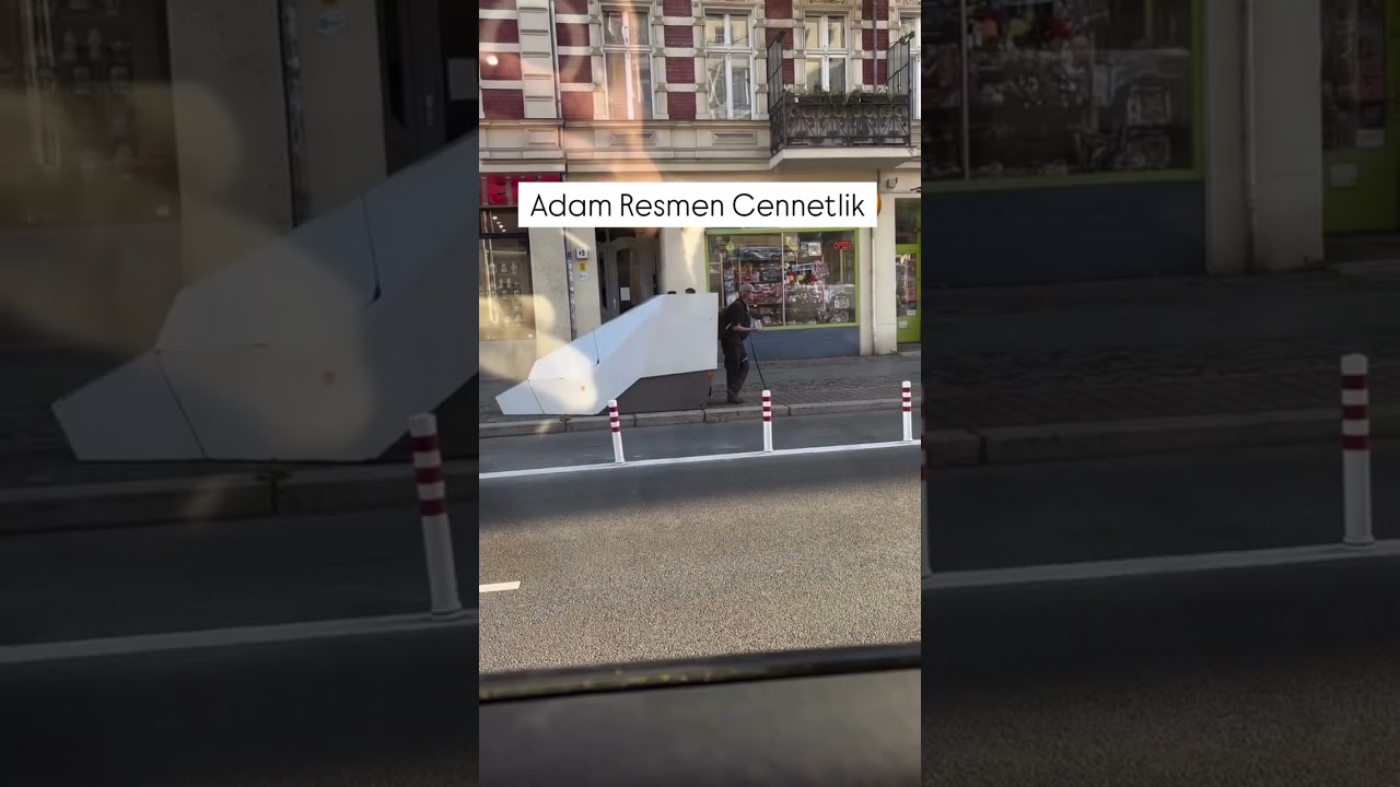 Berlin&rsquo;de cenneti arayan adam #berlin #trafik #ceza #radar