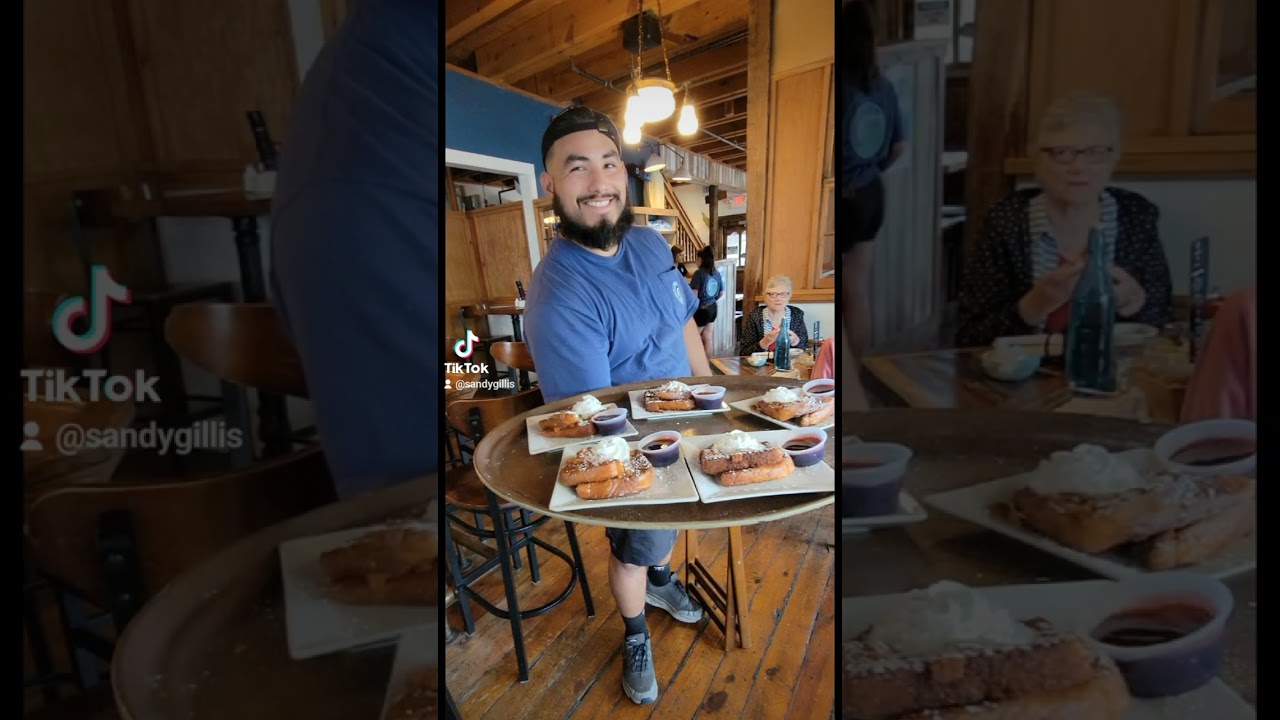 OC Foodie Tour  at Barn 34