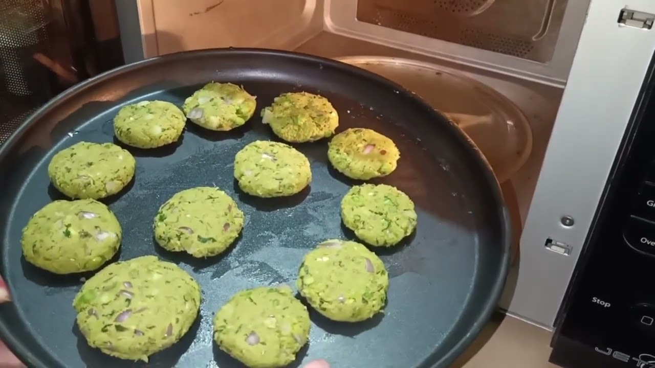 हरे मटर से ऐसे बनाए कबाब 😋 | बाहर कुरकुरे अंदर चीजी 🧀 | Green Peace Kabab 🌿 | Gas & Microwave Recipe