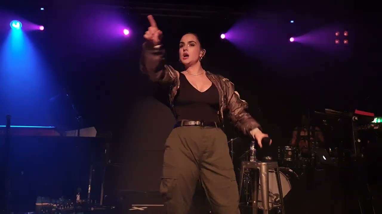JoJo - 'Like This.' Live (The JoJo Tour)