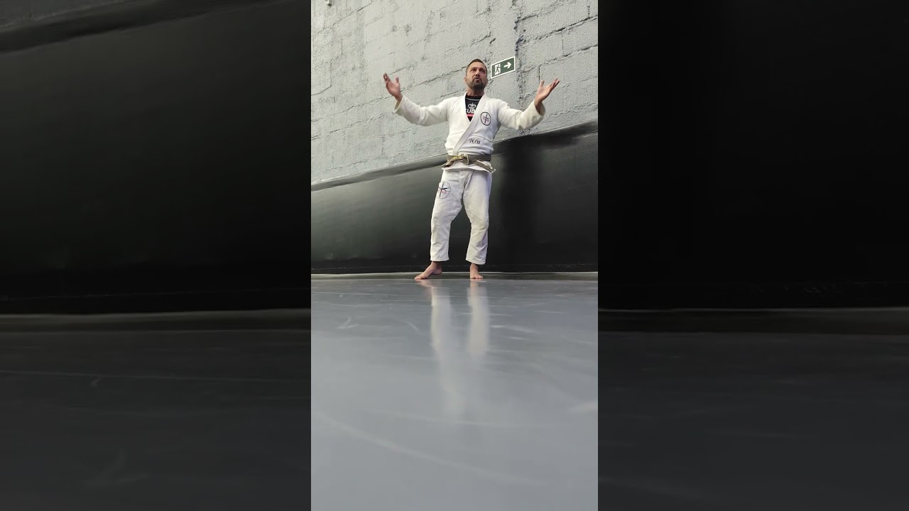 Que tipo de professor faz isso? Alguns pais ficaram chocados .