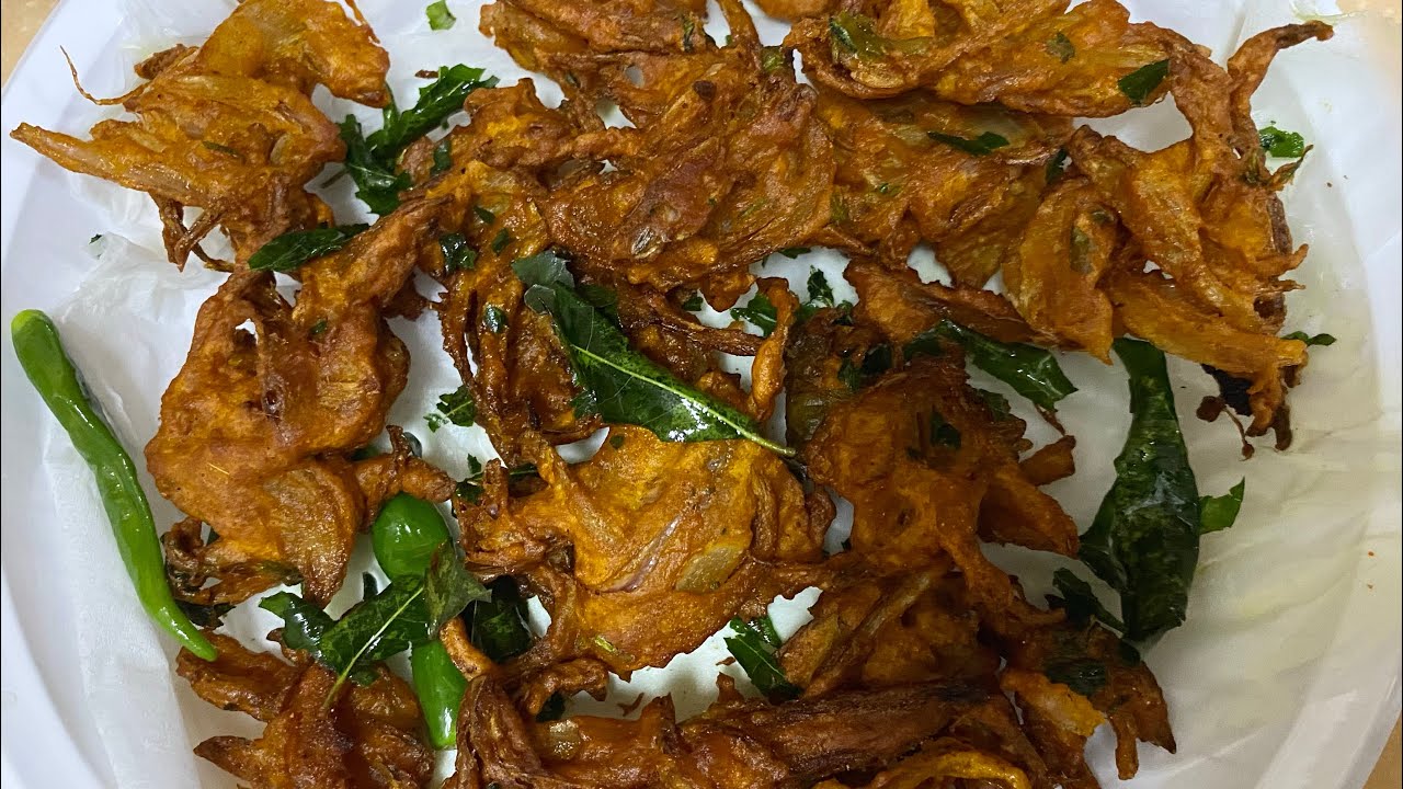 Pyaz ke pakode | anda bhajiya | onion pakoda and egg pakode recipe