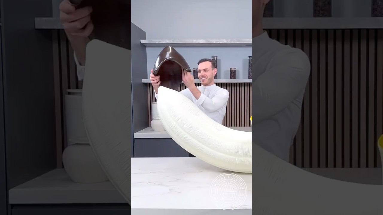 Largest chocolate sculpture of fruit 🍫🍌 by @AmauryGuichonChef  🇫🇷