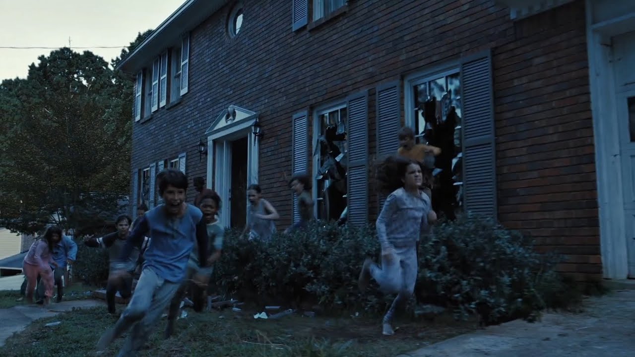 Weapons - funny scene!