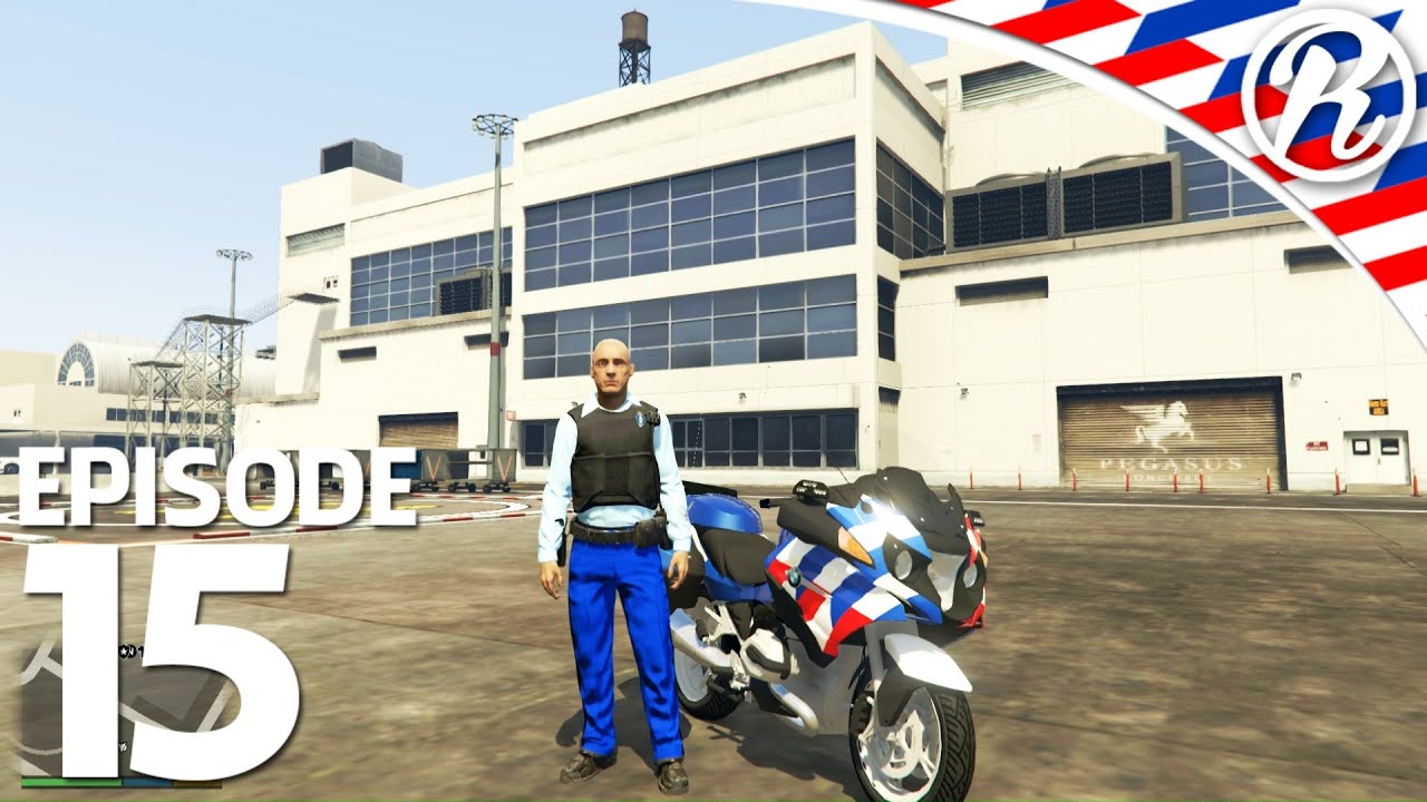 [GTA5] KONINKLIJKE MARECHAUSSEE PATROL OP EEN MOTOR!! - Royalistiq | Nederlandse Politie #15