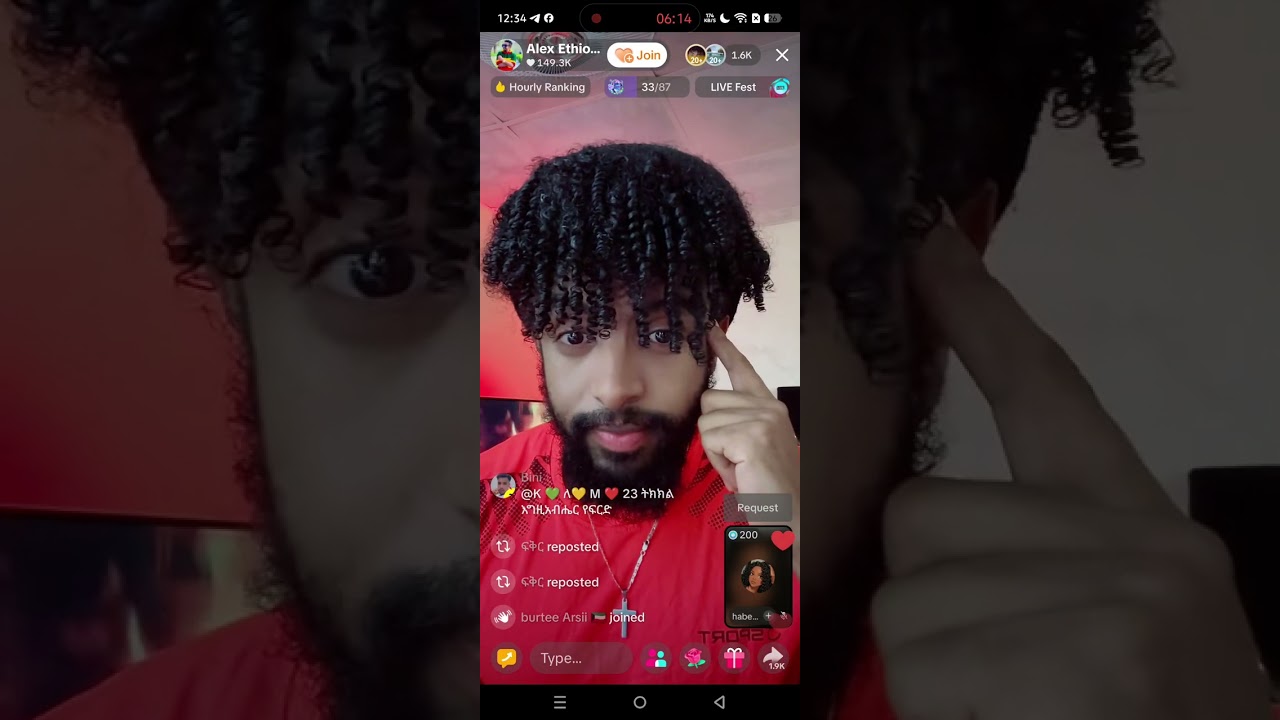 ፈጣሪእናትችሁእናአባታችሁናሺአመትያኑርላችሁ😭😭😭