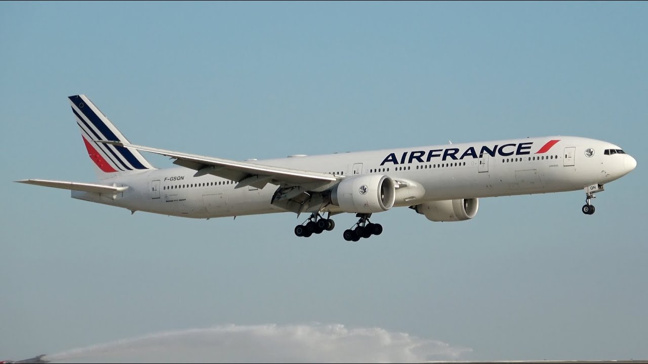 Plane Spotting at Paris Orly Airport - Morning Arrivals | A350, A330, A321, B777...
