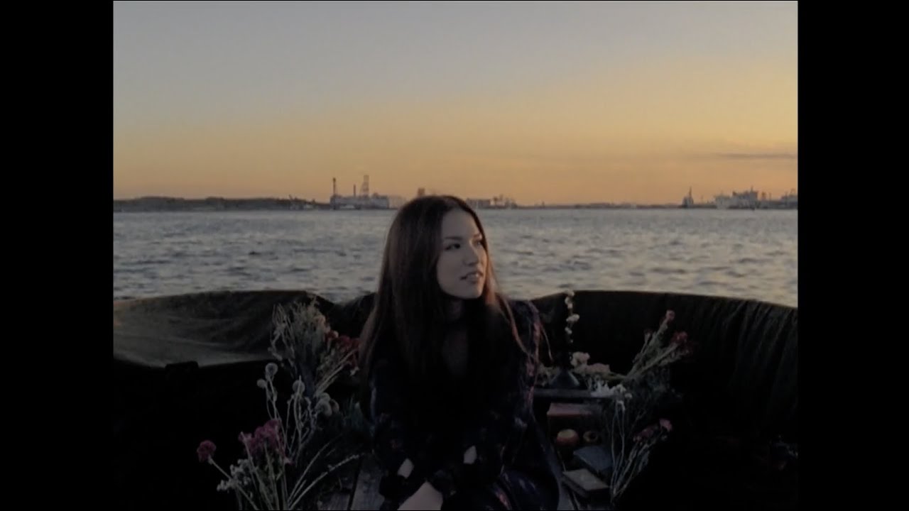 Superfly 『Eyes On Me』Music Video