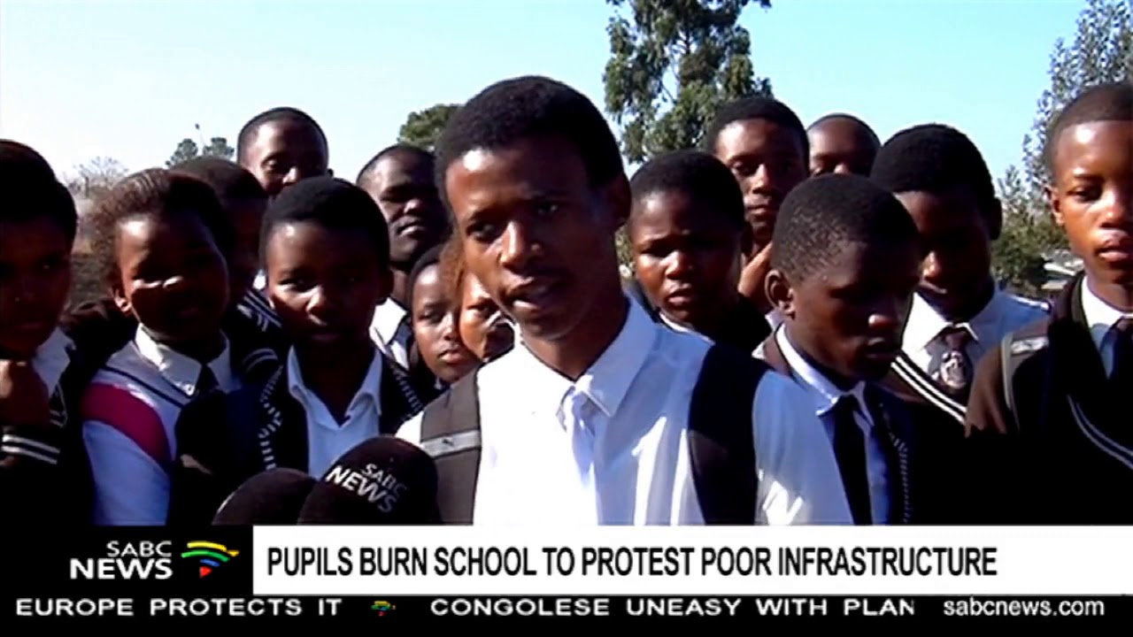 Mthatha school set alight during protest