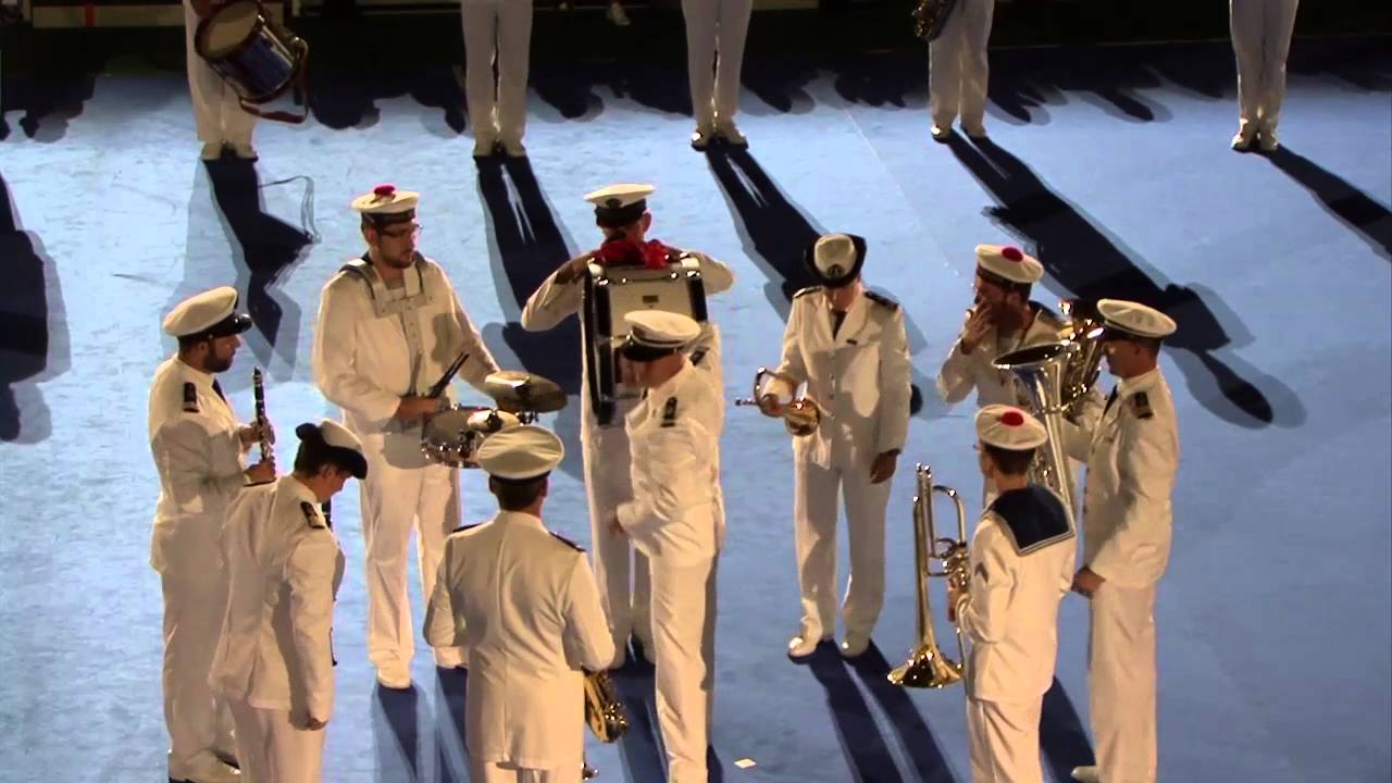 Vents de Folie - musique des Equipages de la Flotte