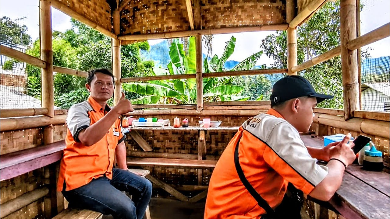 MAKAN PAGI DENGAN PEMANDANGAN INDAH! APA MENU SARAPAN CREW SUGENG RAHAYU 7821???