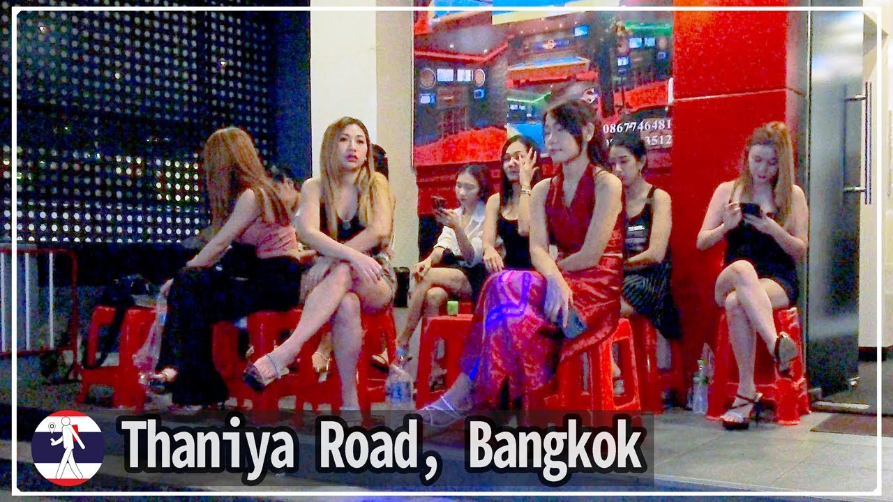 Si lom's Japanese-style nightlife street Octoberlatest status.