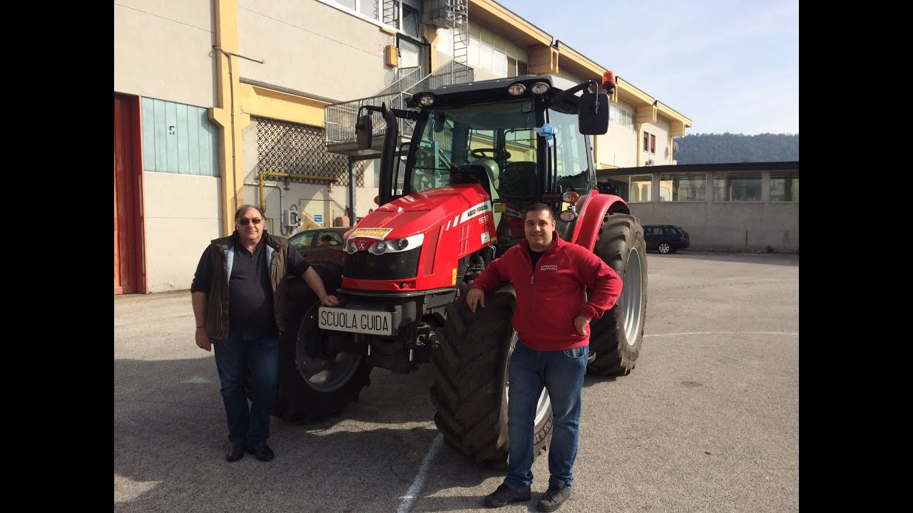 AUTOSCUOLA VICTORIA - Corso macchine agricole