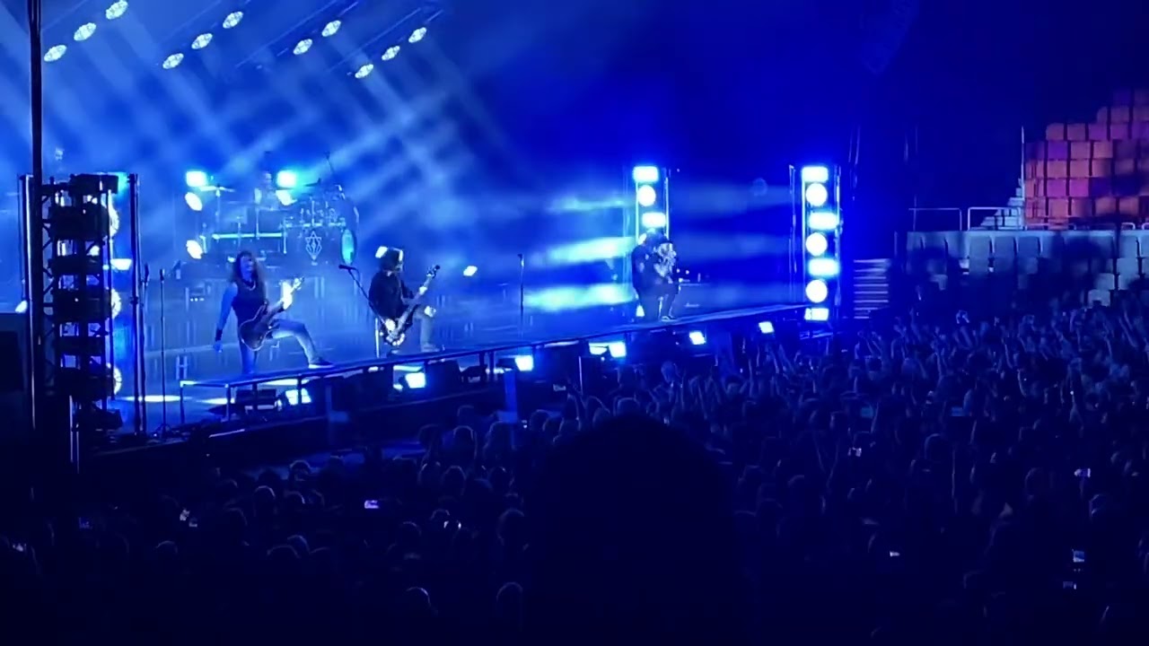 In Flames - Only for the weak live at Scandinavium Gothenburg 221217