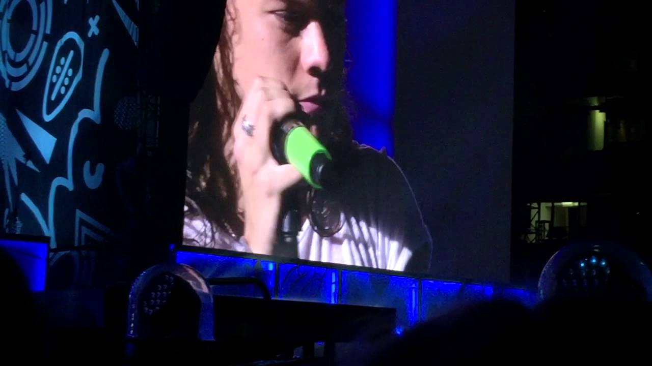 One Direction  - You & I (with Louis and Liam Silly String Fight) - OTRA Buffalo - 09/03/2015