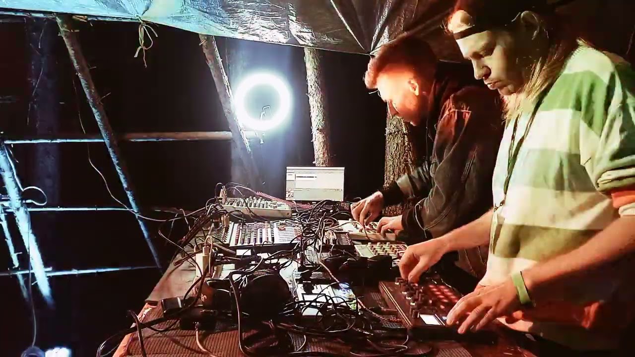 Monowoman - Elektron/Korg live jam from the Indian Summer festival