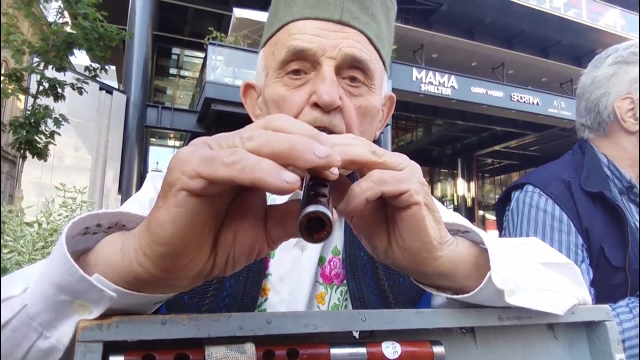 STARI ZANATI  Miroslav Vesovic, proizvodjac frula