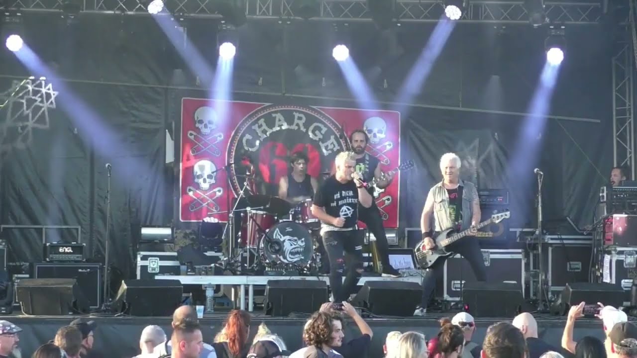 APPARENCE JUGEE LIVE- CHARGE 69 (CLIP OFFICIEL)