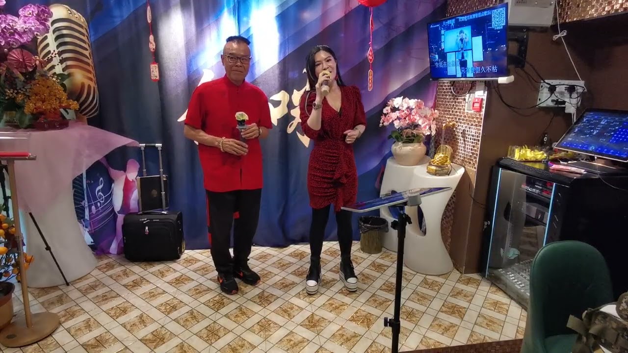 小紅，荣少，勝利雙手創2O26年2月21日🎤😂🍷☕👍🌹🌹