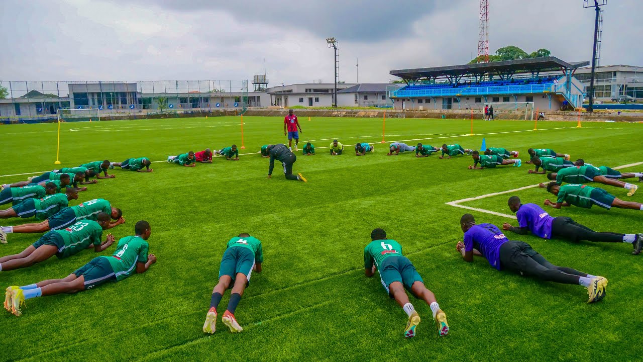 🔴 FULL LIVESTREAM : GRASSRUNNERS FC TRAINING SESSION 🟢🟢🟢