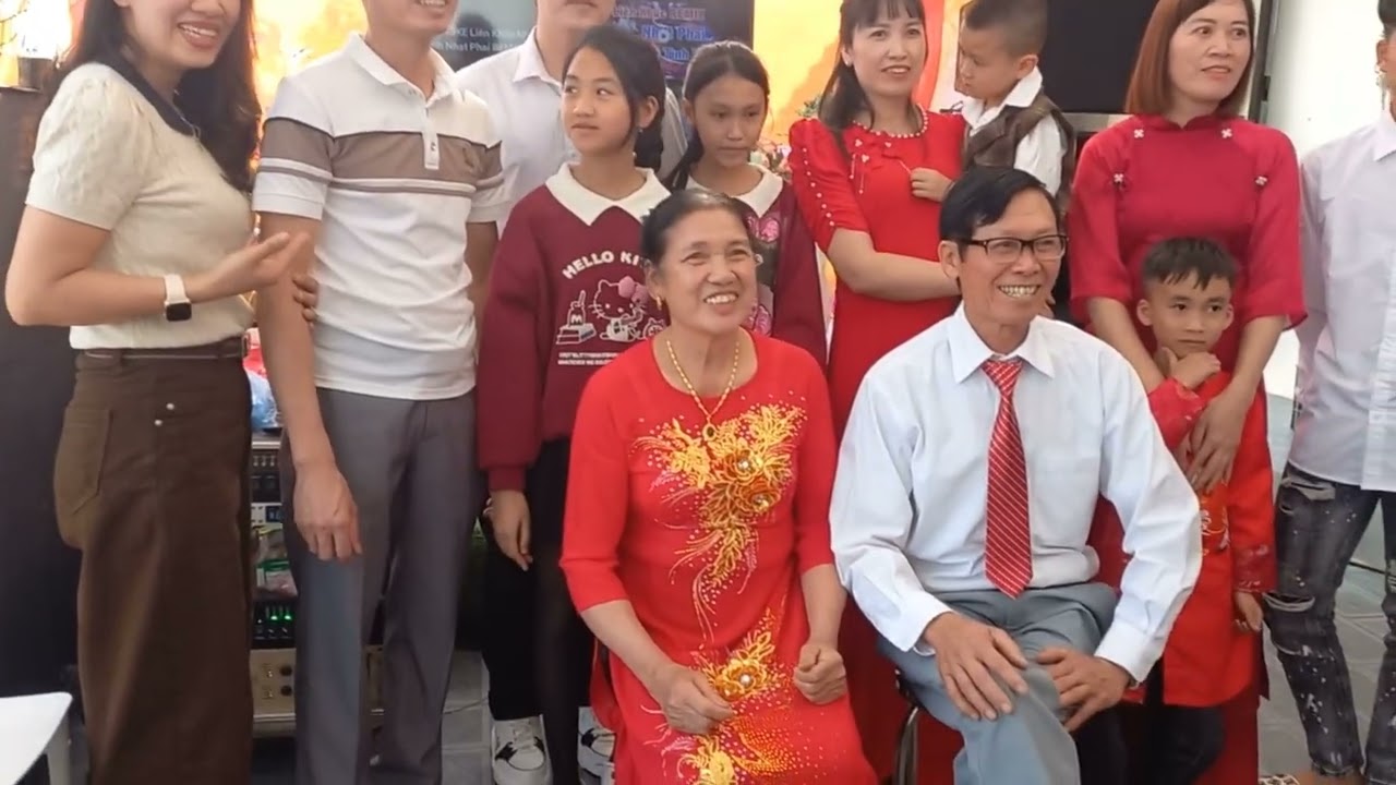 Hương sắc Bùi cấp cù tu xuân trúc Hưng yên đi trúc thọ ông Hoàng văn Lọc tròn 70 tuổi 