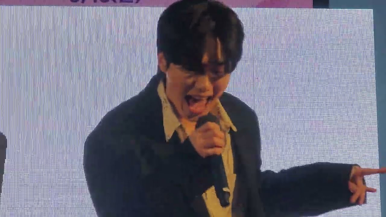 220514 헤이맨 Heyman - Gatsby @ 홍대 걷고싶은거리 2022 유니브 엑스포