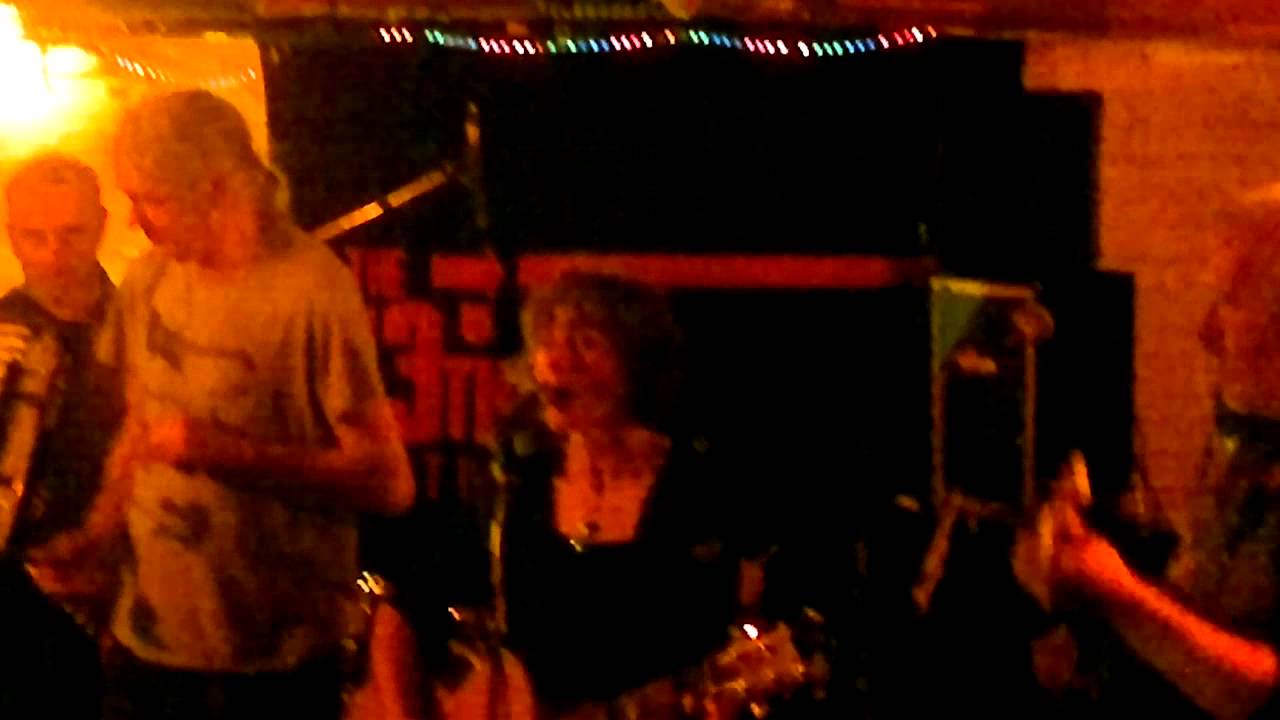 Carlton Jug Band - Plastic Jesus.mp4.