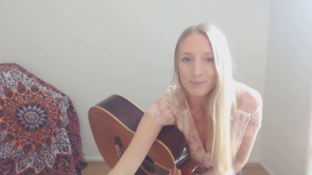 The River is Flowing - Nienke