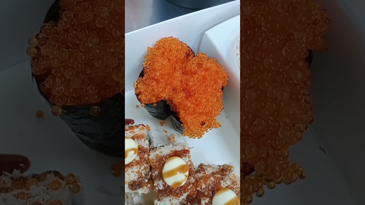 TOBIKO GUNKAN|FLYING FISH ROE#gunkan#japanesefood#shorts