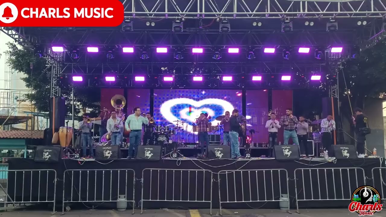 Pobre Bohemio - Banda La 12 Doceava - Santa Maria Aztahuacan - CDMX - 2025.