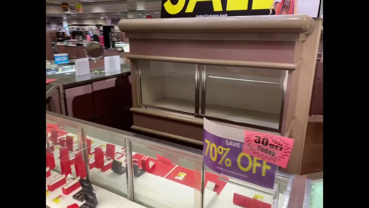 70s Department Store Tour - Strawbridge’s/Macy’s CLOSING - Exton Square