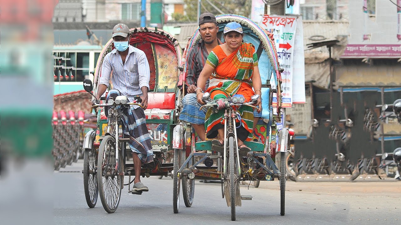 জীবন যুদ্ধে হার না মানা রিক্সা চালক জেসমিন | Prothom Alo