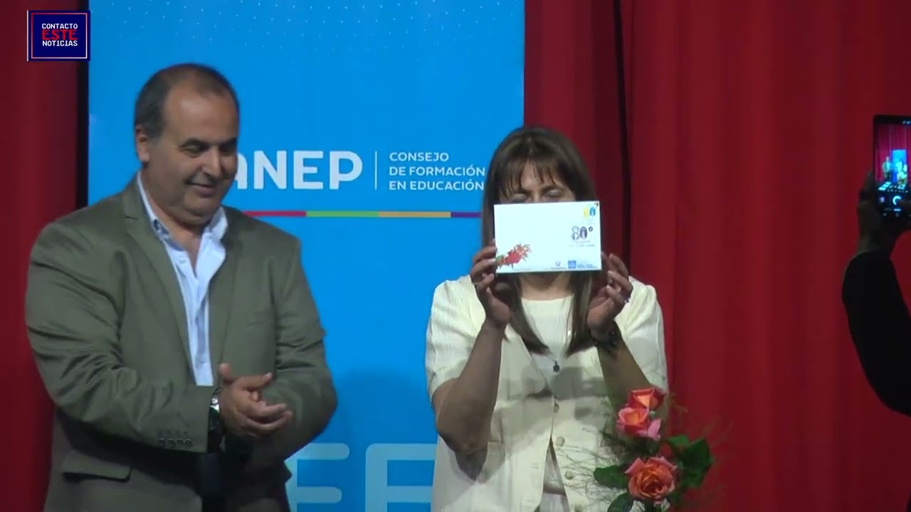 Colación de Grado en IFD Rosario | Directora Mirna Ferreira
