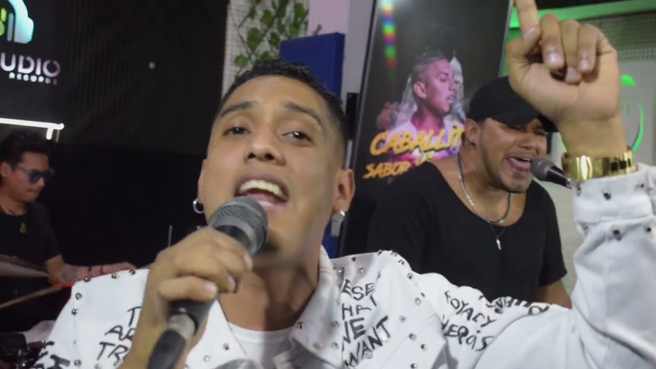 Corazon Partido Caballito YSu Sabor De Labana