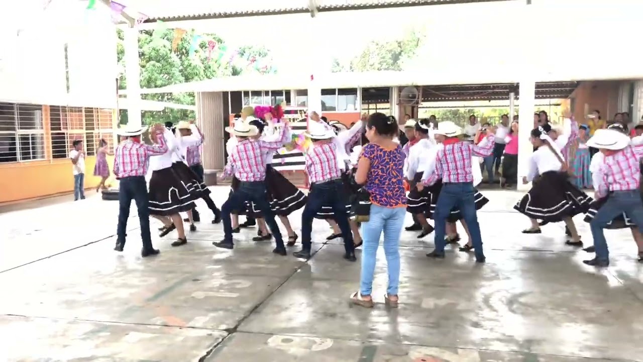 Bailable “El Cerro de la Silla”