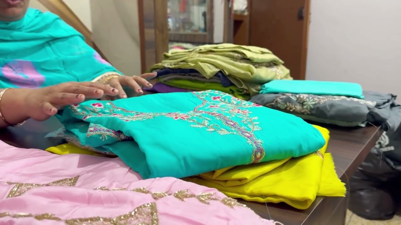  ਪੰਜਾਬੀ ਸੂਟ ਬਹੁਤ ਹੀ ਘੱਟ ਰੇਟਾਂ ਵਿਚ #Punjabisuits #handworksuit #partywearsuit #longvideo #youtube 