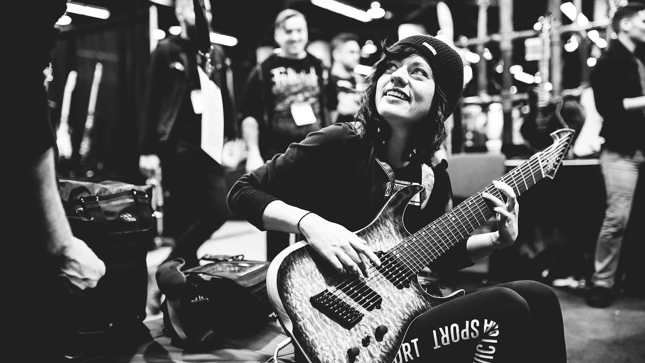 Ormsby Guitars NAMM 2017 - Hype GTR & Futura Multiscale with Sarah Longfield