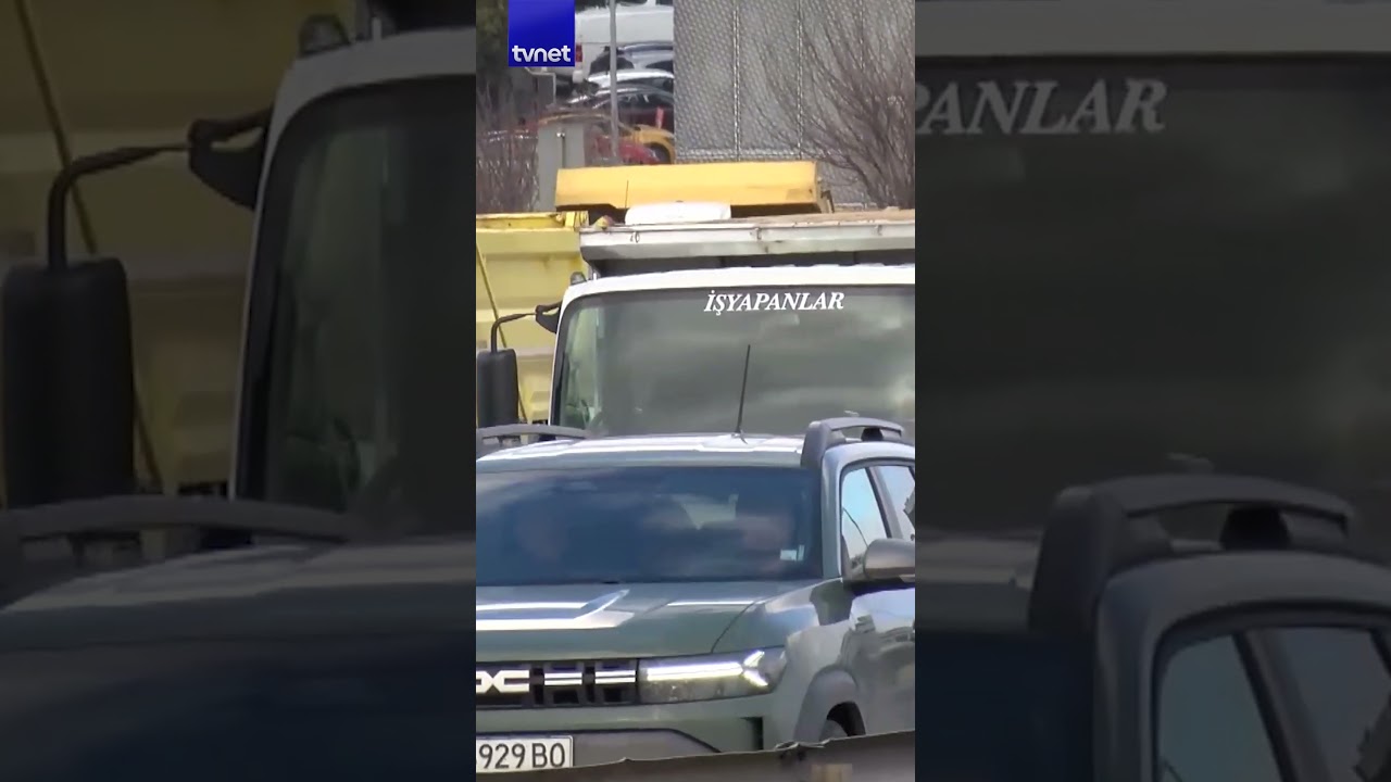 Döküm sahası değiştirilen kamyon şoförleri eylem yaptı #shorts  #kamyon #trafik