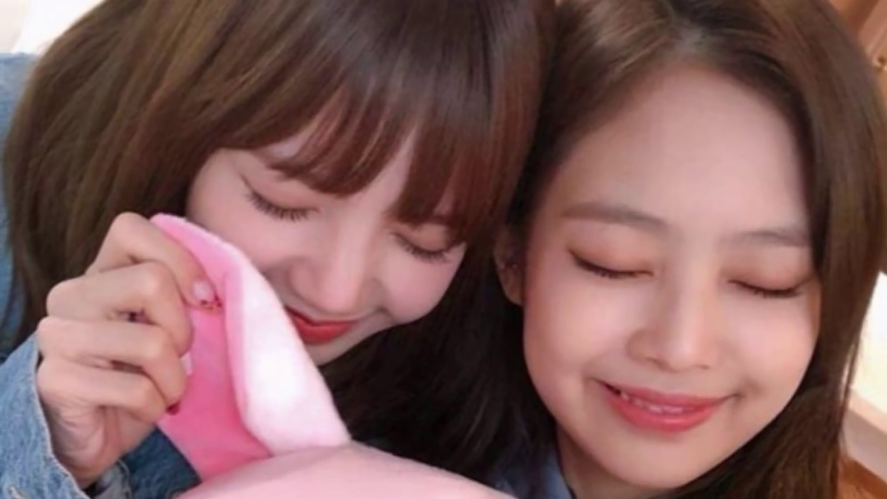 FALL IN LOVE WITH JENLISA | LILI X NINI