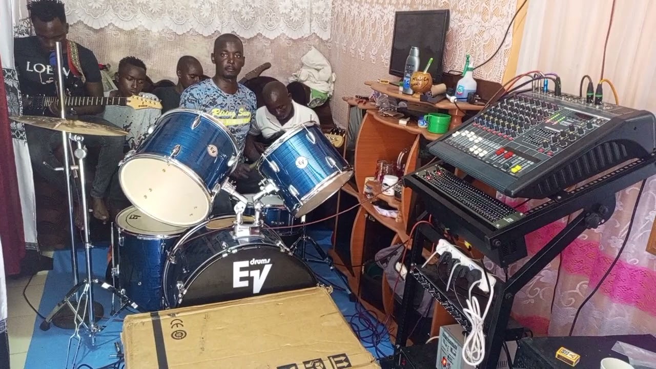 Kiima-Q Musica Band led by Kaka the Fatboy Ft: kimangu, katombi, kativui, kevo,machinery, sanita etc