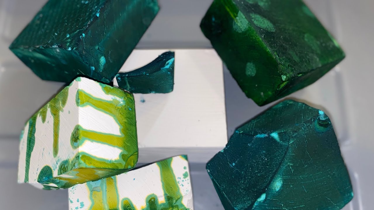 GRASS IS GREENER DYED GYM CHALK CRUSH / ASMR / ODDLY SATISFYING
